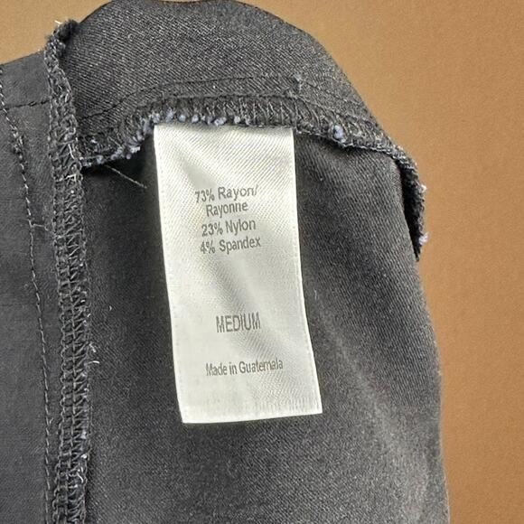 Maurices Black knee length skirt M - Picture 3 of 4